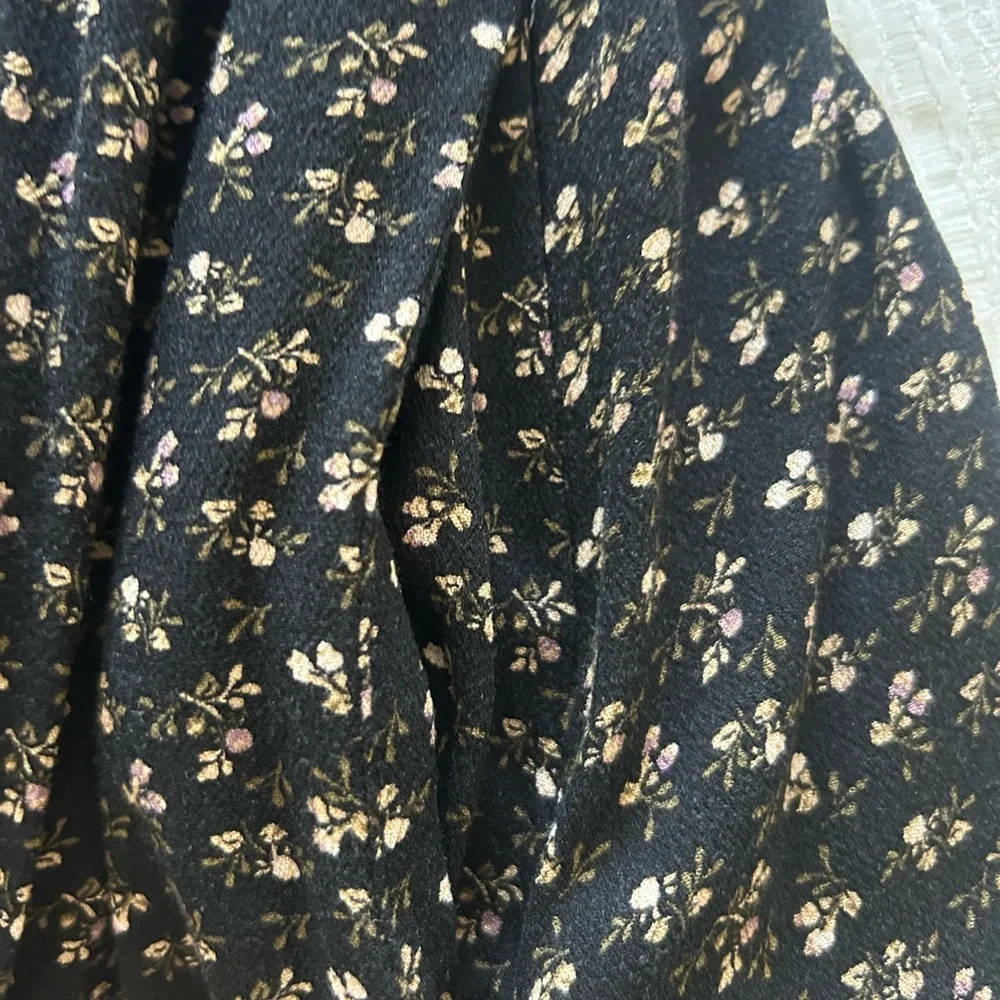 American Eagle 3/4 Sleeve Romper - Picture 5 of 10